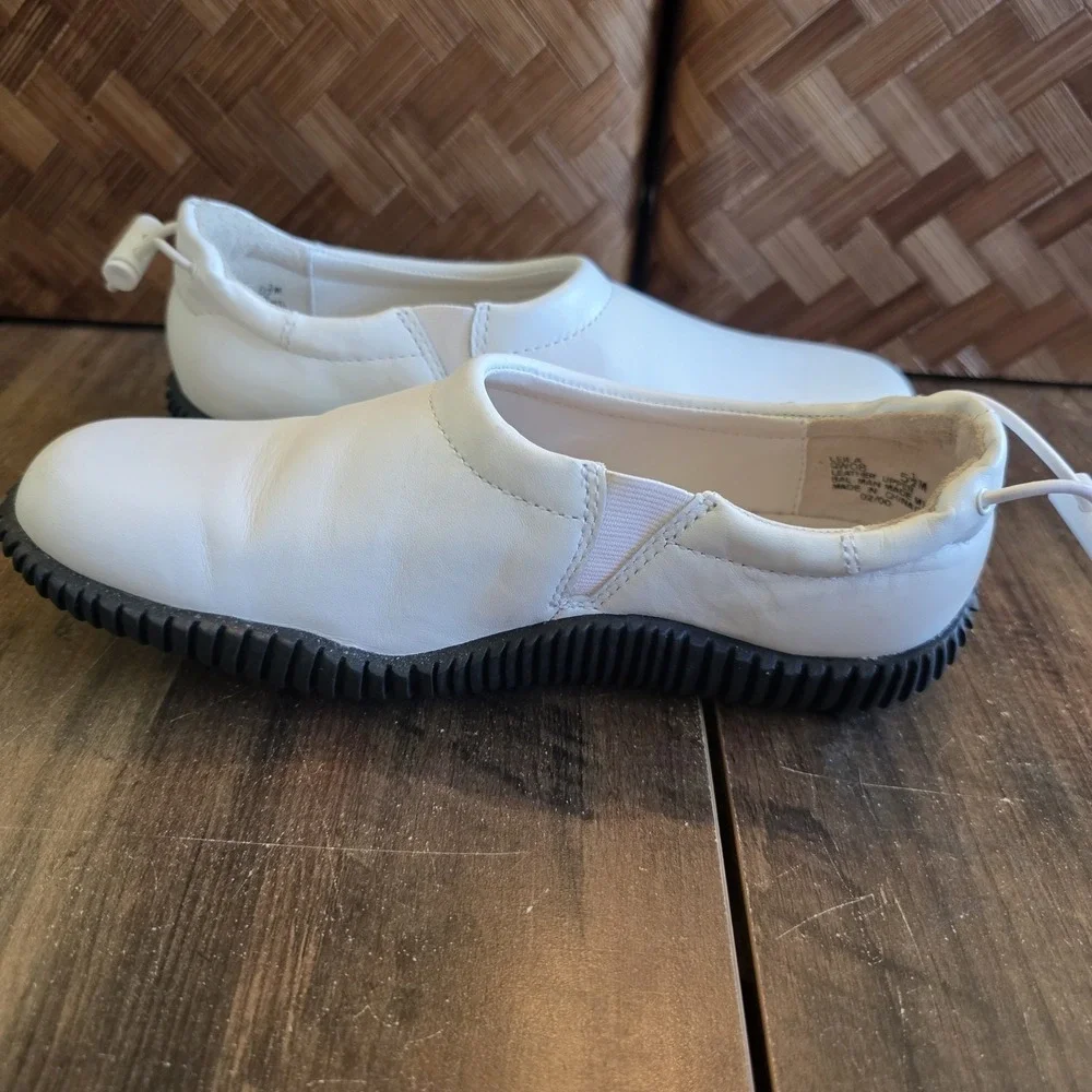 Bass Shoes Women's Size 5.5M White Leather Leila Slip On‎ Comfort Loafer Casual